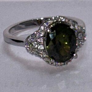 VINTAGE Sterling Silver Oval Green Halo Ring Inspired Statement Size 7